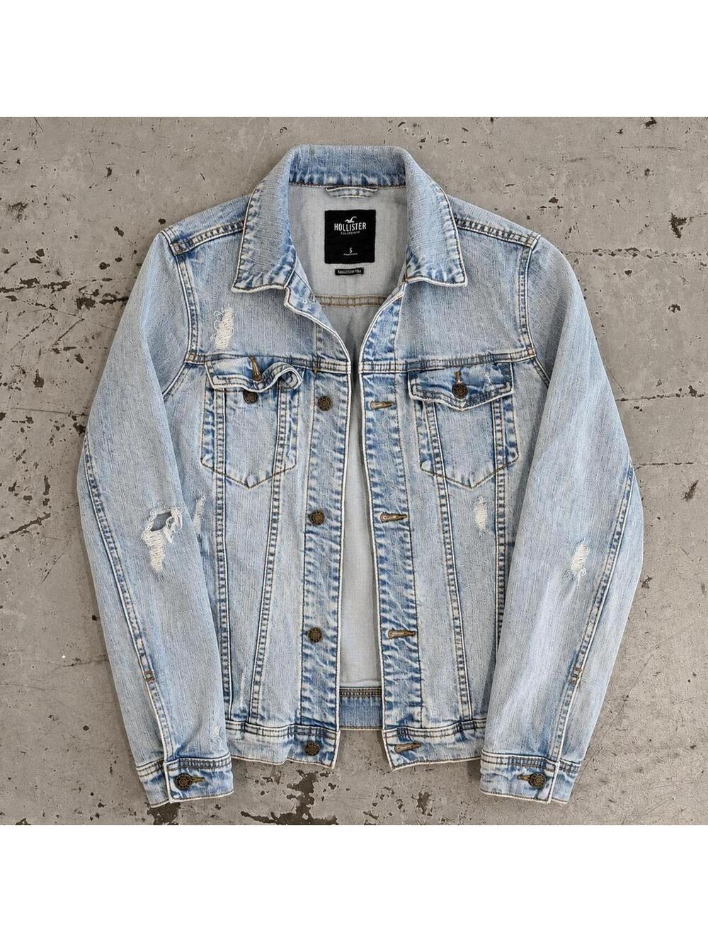 Beautiful Y2K, Hollister, jean jacket.